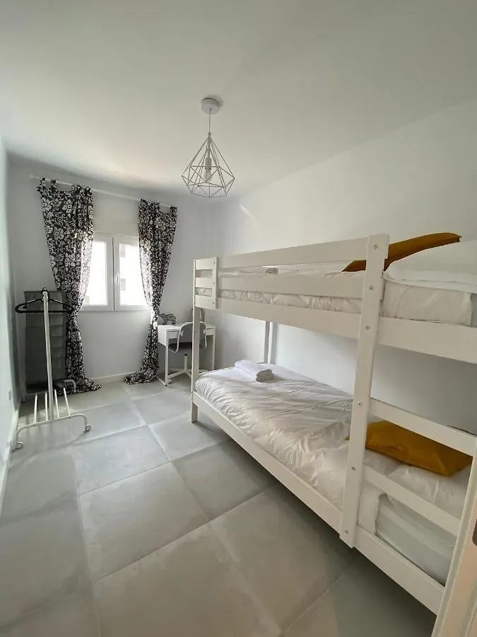 Stylish Seaside 3 Bed Apartment With Terrace + Sea View Benalmádena 0*,  Spanien